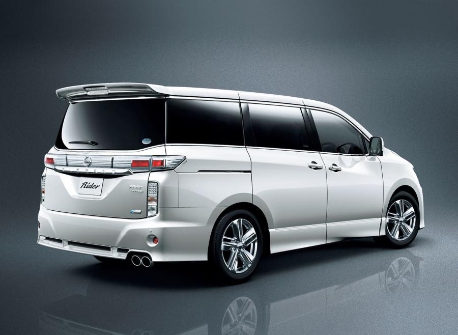  Nissan Elgrand Rider by Autech 2010 года  (фото 3 из 6)